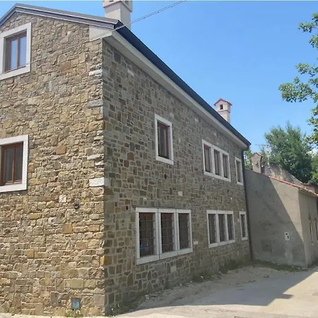 Borgo Contovello Διαμέρισμα *
