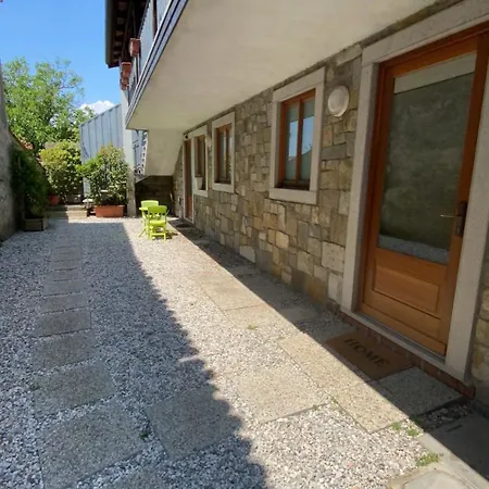 Borgo Contovello 公寓 *